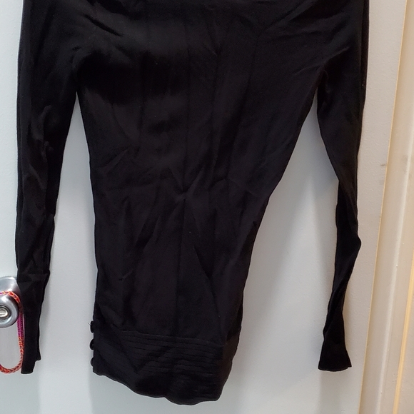 G by Guess stretchy black v sweater - Picture 2 of 3